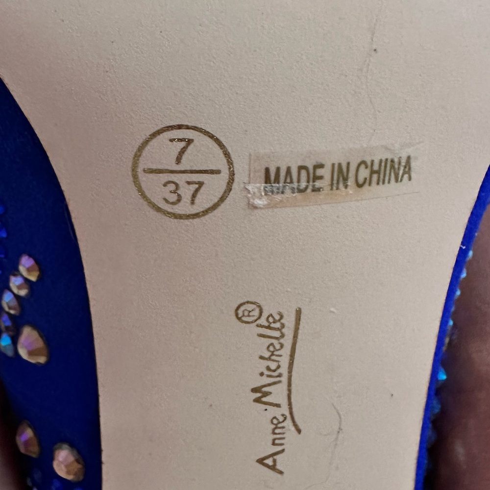 ANNE MICHELLE ~ Royal Blue 4” Heels with Rhinestone Embellishments size 7 - Picture 3 of 9